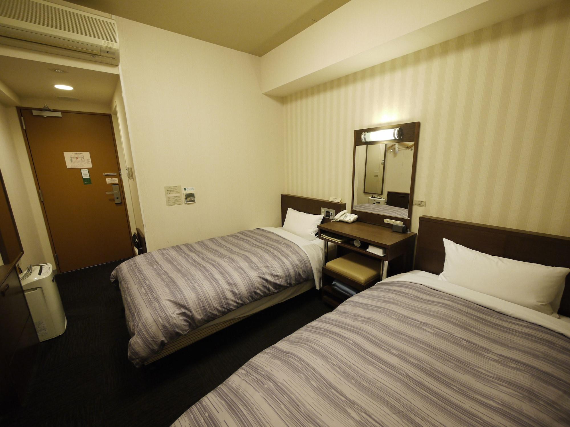 Route-inn Yokohama Bashamichi Hotel