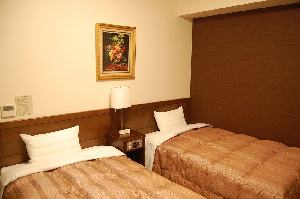 Route-inn Yokohama Bashamichi Hotel