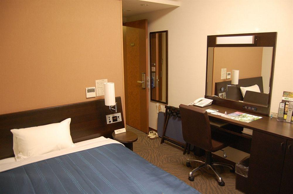 Route-inn Yokohama Bashamichi 3*